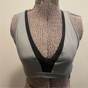 Victoria’s Secret Sport Gray Crisscross Back Bra Size S/P (Lightly Lined)
